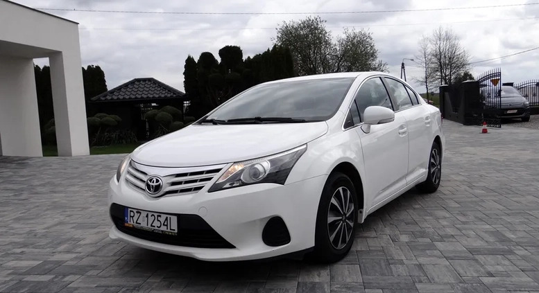 Toyota Avensis cena 29900 przebieg: 364000, rok produkcji 2014 z Piekary Śląskie małe 466